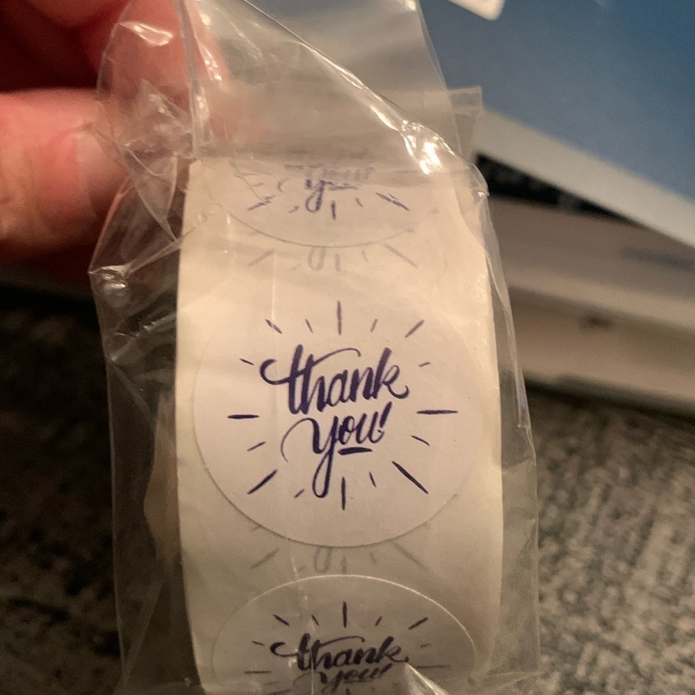 Thank You Stickers Self Adhesive Labels 500 pieces, 1” Diameter, NWT, Navy color